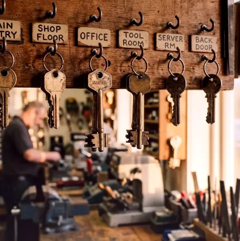 Kiesel Loom – Notfallöffnung ohne Beschädigung
